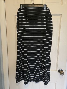 Black and White Striped Midi Skirt - Women